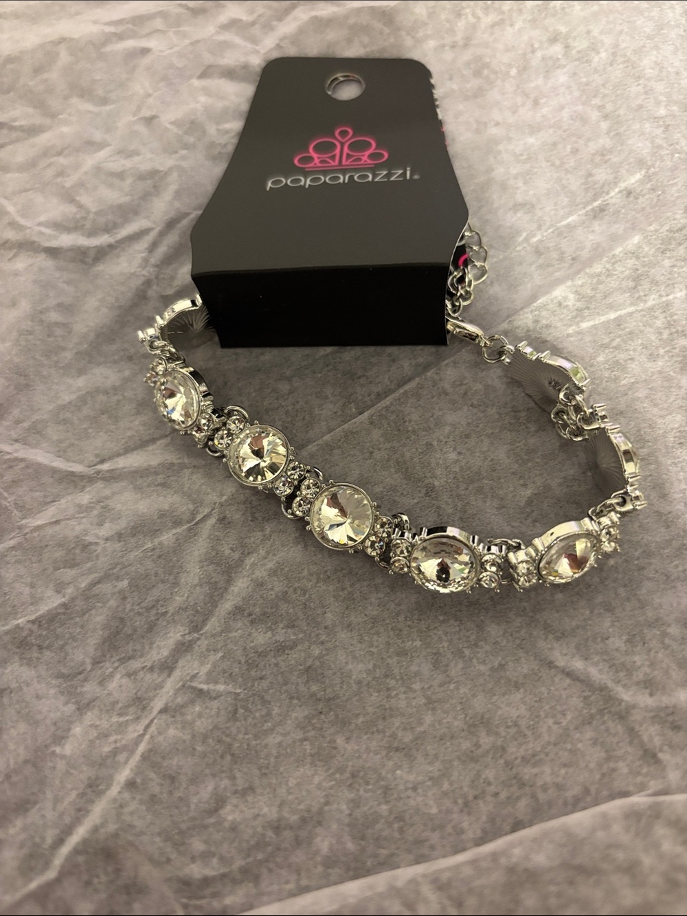 paparazzi Silver Rhinestone Link Bracelet Like New - Picture 2 of 2